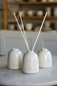 Handmade Porcelain Diffuser – Speckled with Colour