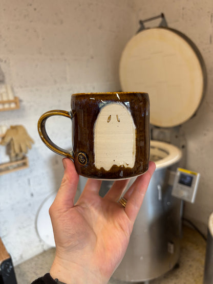 Mostly Brown Ghosts 👻🤎